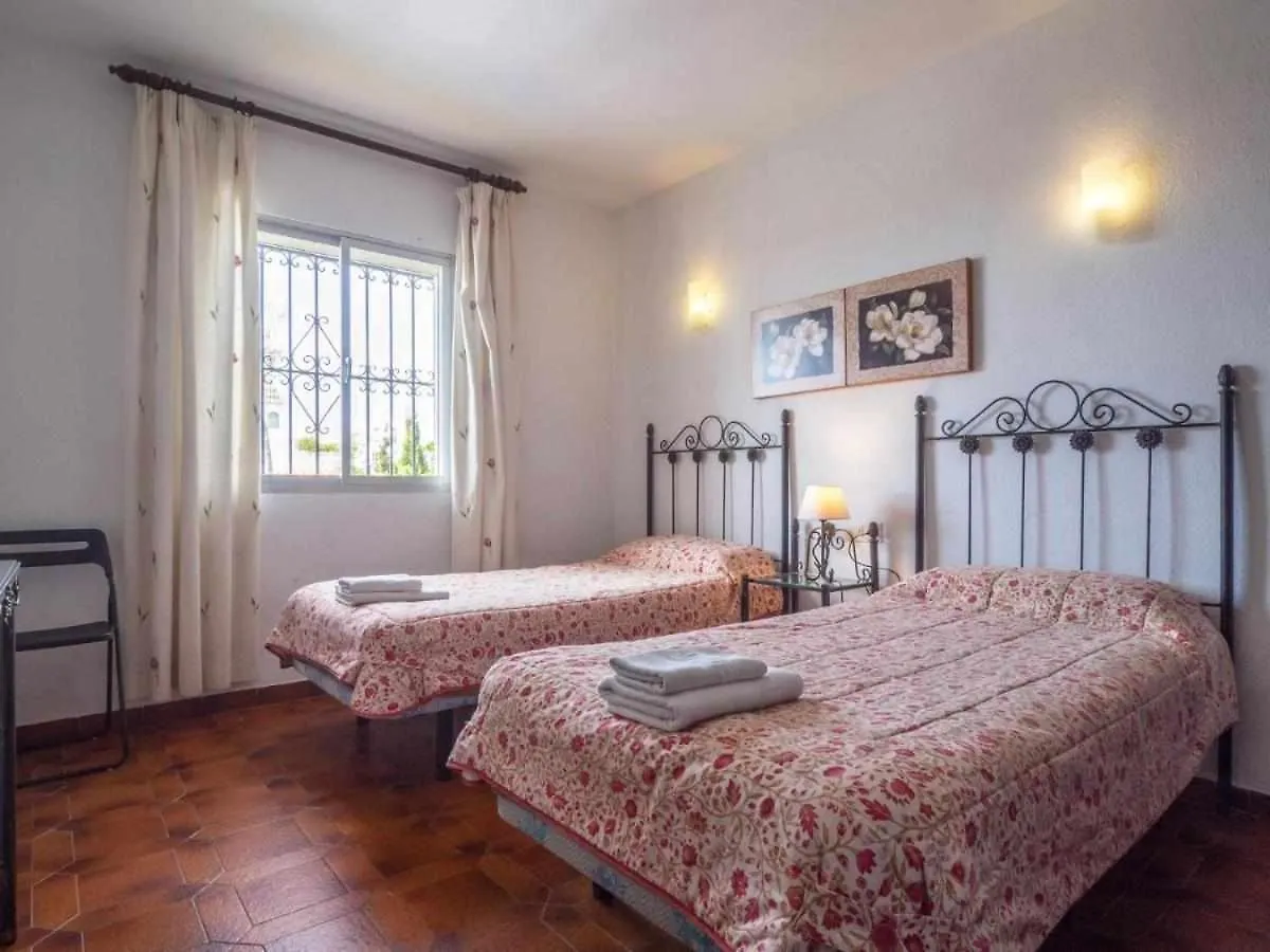 Villa Azahara 内尔哈